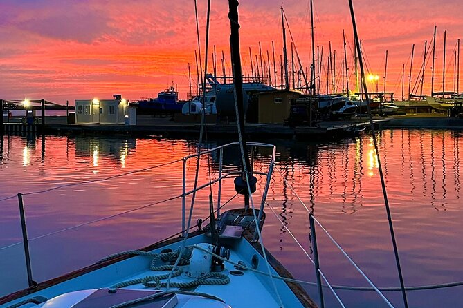 Tropical Sailing Experience with BBQ Lunch or BBQ Dinner in Aruba - Mangel Halto is the active center of the trip