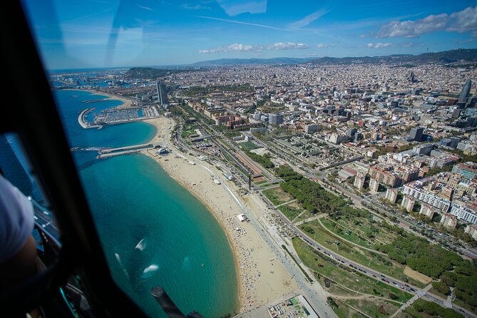 Unique Helicopter Flight with Optional Sailing Experience - The sailing trip is the heart of the experience