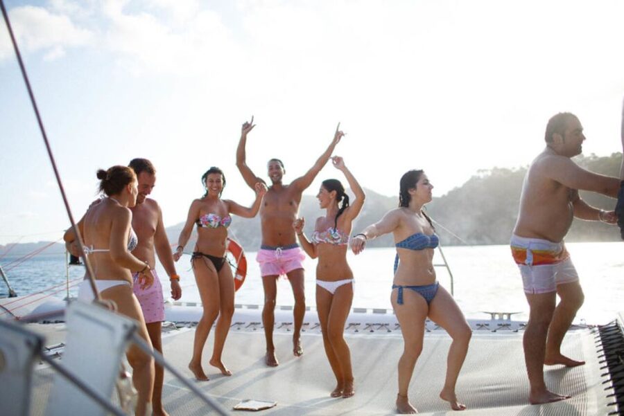 Valencia: Sailing Catamaran Cruise with Valencian Lunch - Who will enjoy this catamaran cruise most