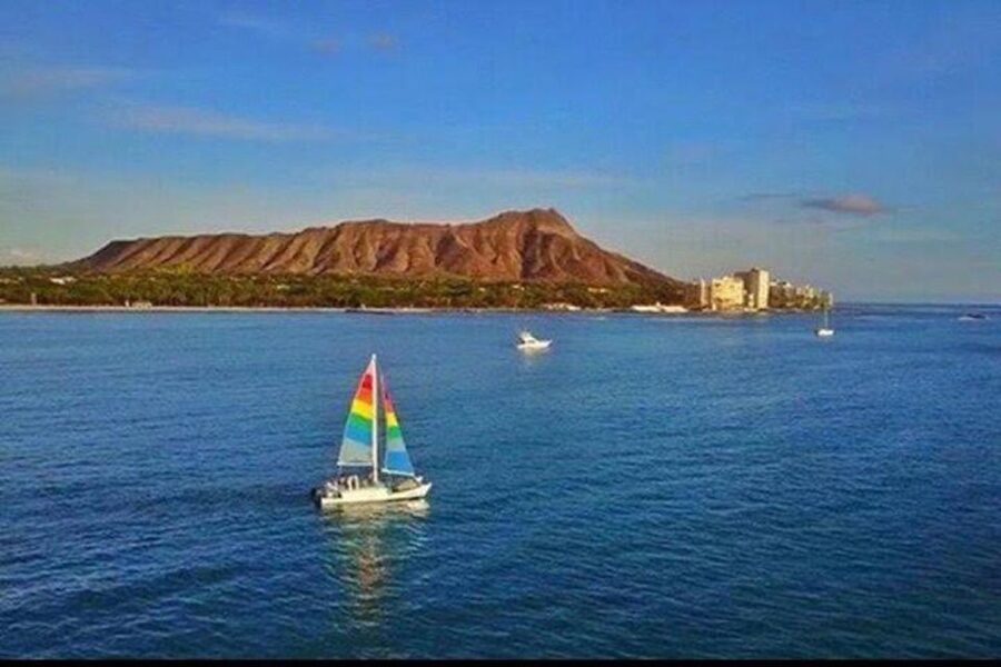 Waikiki Beach: Turtle Snorkeling and Sailing on Hāwea - What snorkeling feels like in open water