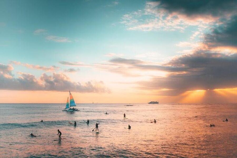 Waikiki Beach: Turtle Snorkeling and Sailing on Hāwea - Cold brew, granola, and the morning schedule