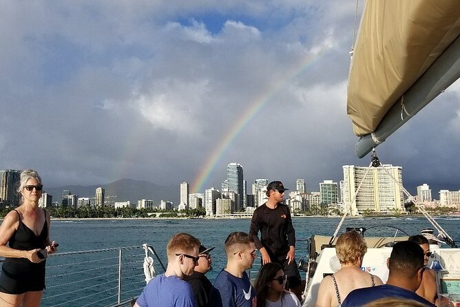 Waikiki Sunset Cocktail Sail with Open Bar - The open bar and Holokai Hooch