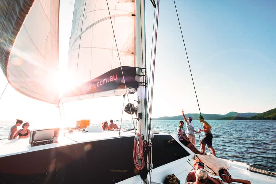 Whitsundays Sailing & Snorkelling Day Tour – All Inclusive - Snorkelling the Whitsundays reef