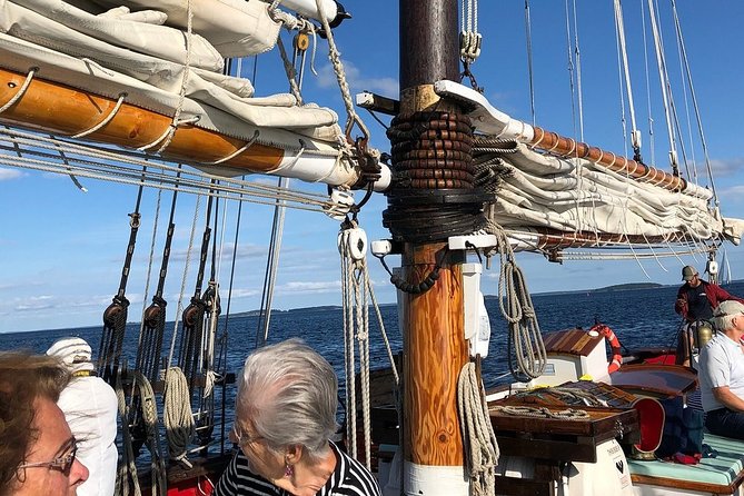 Windjammer Classic Day Sail from Camden, Maine - Setting sail from Camden Harbor aboard Appledore II