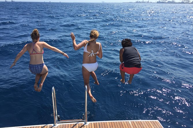 Wonderful 2 Hour Sailing trip including open bar and Pinchos - Pinchos, Snacks, and an Open Bar